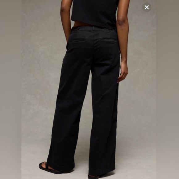 American Eagle stretch low-rise wide-leg khakis in black.Size 16. NWT - Picture 8 of 11